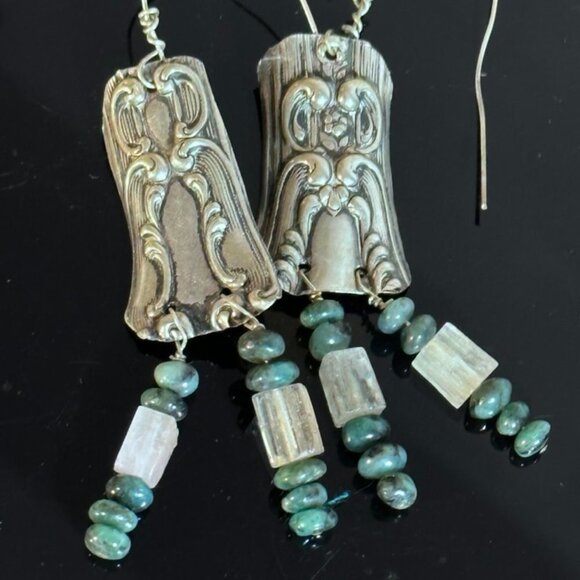 Genuine Emerald Kunzite Gemstone Floral Antique Sterling Silver Earrings Dangle